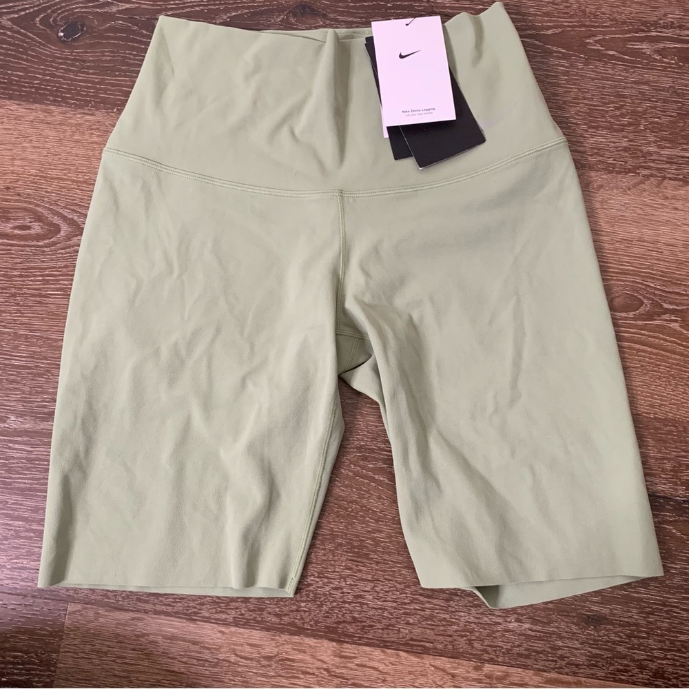 Nike Dri fit womens zenvy legging biker shorts S NWT